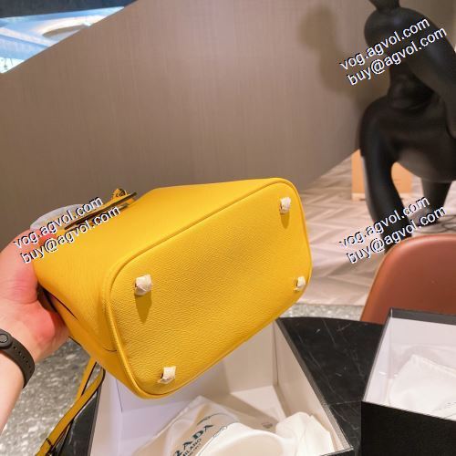  抜群の雰囲気が作れる! プラダ PRADA 2021春夏 PRADAコピーブランド ハンドバッグ ショルダーバッグ 斜め掛けバッグ