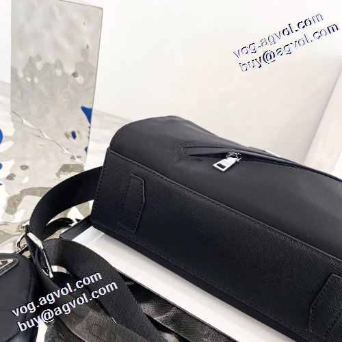 2021秋冬 プラダ PRADA 最安値に挑戦 ダブルファスナー使用 プラダブランド コピー 手持ち&ショルダー掛け バックインバック 収納 気軽に持てる