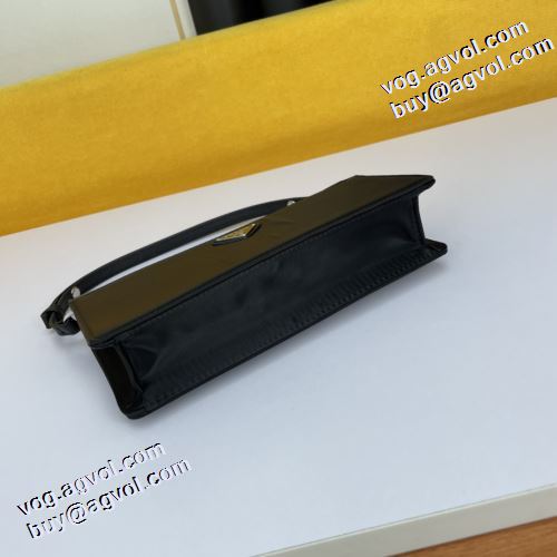 プラダコピー 先行販売 2021秋冬 プラダ PRADA ハンドバッグ ファスナーポケット付 高級本革 スーツにぴったり