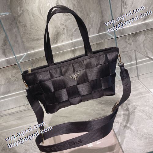2021秋冬 プラダ PRADA 個性的 手持ち&ショルダー掛け エピ?光料 シンプルな外観 抜群の収納力 プラダスーパーコピー 激安 