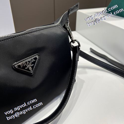 斜め掛けバッグ ファスナーポケット付 ショルダー 調節可能 2021秋冬 プラダ PRADA 人気商品登場 プラダブランド コピー シンプル＋多機能