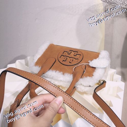 トリー バーチコピー 2021秋冬 トリー バーチ Tory Burch 存在感のある ビジネスケース オリジナリティに富んだバッグ
