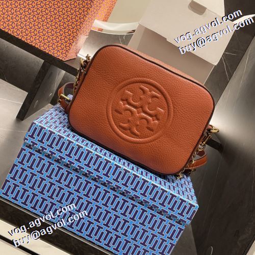 人気 ランキング 2021秋冬 なめらかな手触りのバッグ 5色可選 コスメポーチ トリー バーチ Tory Burch トリー バーチブランド 偽物 通販