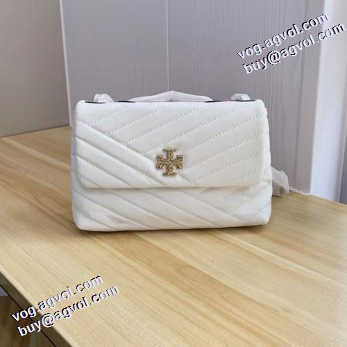 トリー バーチブランドコピー 売れ筋のいい 2021秋冬 バランスのいい大きさ トリー バーチ Tory Burch ショルダーバッグ 2色可選