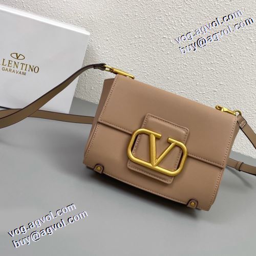 2021秋冬 綺麗に決まるフォルム！ 6色可選 ヴァレンティノ VALENTINO ヴァレンティノブランド コピー 斜め掛けバッグ キャリア女性のお悩み解決