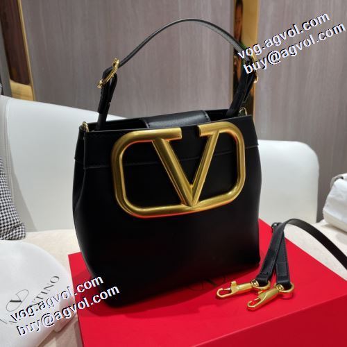 2021秋冬 ヴァレンティノコピーブランド 4色可選 ヴァレンティノ VALENTINO 手持ち&ショルダー掛け 選べる極上 シンプル＋多機能