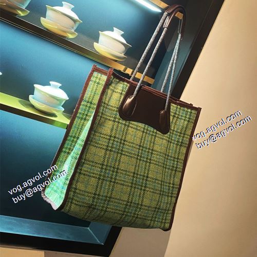 ヴィヴィアン ウエストウッド VIVIENNE WESTWOOD シンプル＋多機能 2色可選 ウエストウッド コピー ブランド 実用性に溢れるアイテム デニム 2021秋冬 トートバッグ 非凡な容量