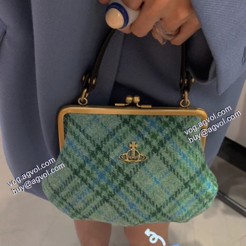 オリジナル 2021秋冬 高級感漂わせる ヴィヴィアン ウエストウッド VIVIENNE WESTWOOD 手持ち&ショルダー掛け メッシュのハンドバッグ ウエストウッド スーパーコピー 激安
