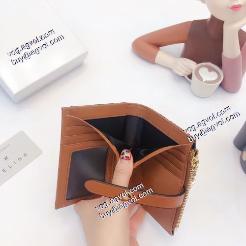 レディース財布 CELINEスーパーコピー 激安 2021春夏 大絶賛の履き心地! セリーヌ CELINE