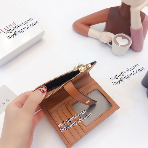 レディース財布 CELINEスーパーコピー 激安 2021春夏 大絶賛の履き心地! セリーヌ CELINE