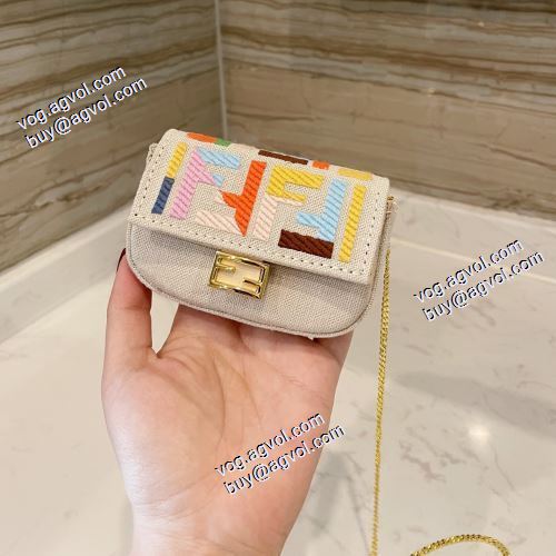 FENDIブランド 偽物 通販 フェンディ FENDI 希少価値大！ 2021春夏 レディース財布