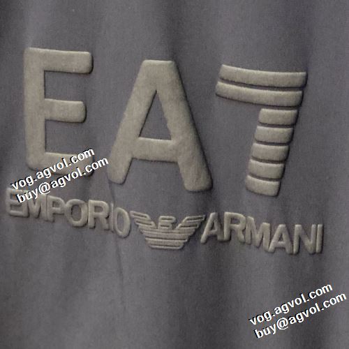 プリント柄 アルマーニコピー ブランド 高級感漂わせる 2021秋冬 アルマーニ ARMANI 機能性 耐久性抜群 ブルゾン