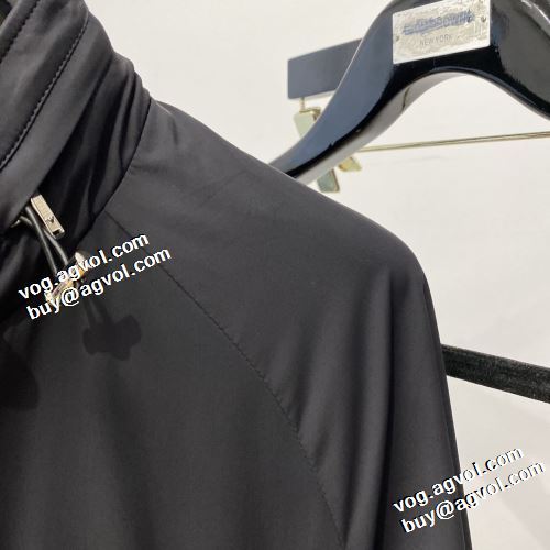 プリント柄 アルマーニコピー ブランド 高級感漂わせる 2021秋冬 アルマーニ ARMANI 機能性 耐久性抜群 ブルゾン