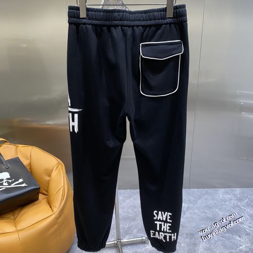 アルマーニ ARMANI 程よい厚み セットアップ上下 海外限定ライン アルマーニコピー ブランド 2022早春 帽子付き オリジナルプリント