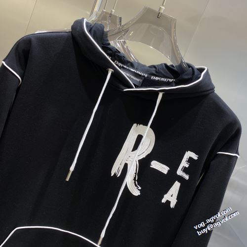 アルマーニ ARMANI 程よい厚み セットアップ上下 海外限定ライン アルマーニコピー ブランド 2022早春 帽子付き オリジナルプリント
