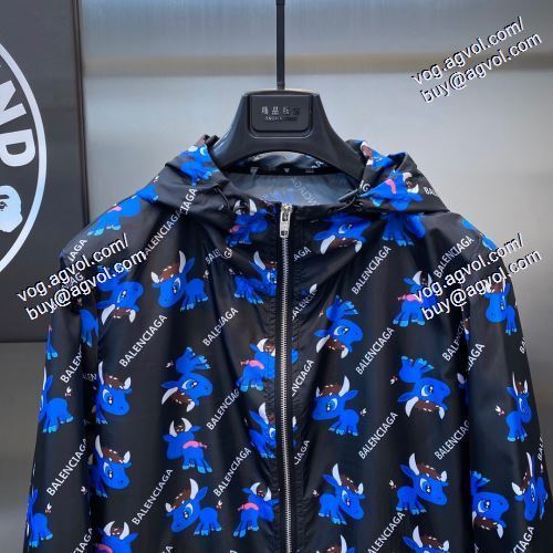  BALENCIAGAブランド コピー    2021春夏   バレンシアガ BALENCIAGA   日焼け止め服 紫外線カット    高級感ある 