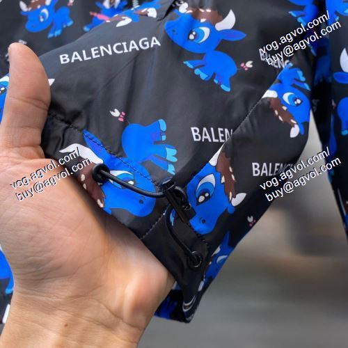  BALENCIAGAブランド コピー    2021春夏   バレンシアガ BALENCIAGA   日焼け止め服 紫外線カット    高級感ある 