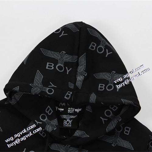 秋の定番 2021秋冬 ボーイロンドン BOY LONDON シックスタイルに活躍 パーカー ボーイロンドンブランド 偽物 通販 ロゴパーカー