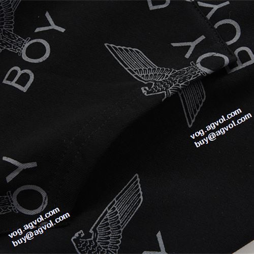 秋の定番 2021秋冬 ボーイロンドン BOY LONDON シックスタイルに活躍 パーカー ボーイロンドンブランド 偽物 通販 ロゴパーカー