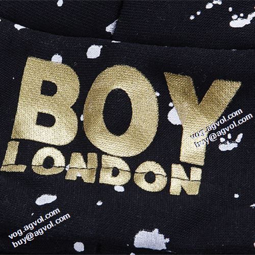 プリントパーカ 2021秋冬 ボーイロンドンブランド コピー 人目を惹くデザイン ボーイロンドン BOY LONDON パーカー 2色可選