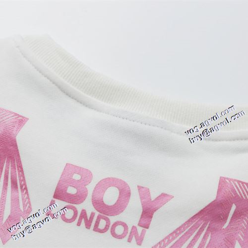 男女兼用パーカー プルオーバーパーカー 2色可選 2021秋冬 ボーイロンドン BOY LONDON ボーイロンドンコピーブランド 柔らかな質感 定番無地パーカー
