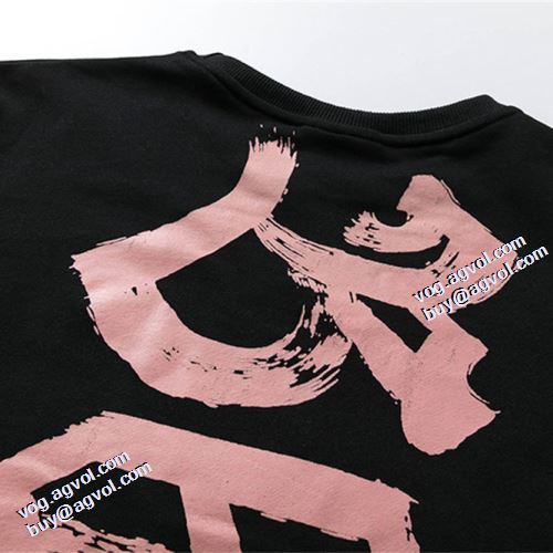 プリントパーカ 2021秋冬 ボーイロンドン偽物ブランド 注目のアイテム ボーイロンドン BOY LONDON プルオーバーパーカー 2色可選 おしゃれさ抜群パーカ