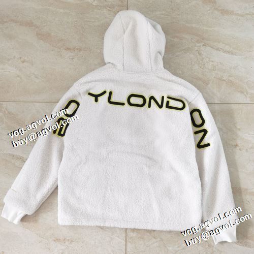 2022早春 ボーイロンドン BOY LONDON 流通限定モデル ボーイロンドンブランド コピー 堪能できるコート ジャケット こだわりのコート
