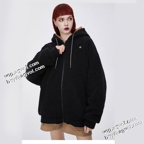 ボーイロンドン BOY LONDON 人目を惹くデザイン 可愛い見た目 ジャケット 2色可選 ボーイロンドンコピー 2022早春 ロングコート