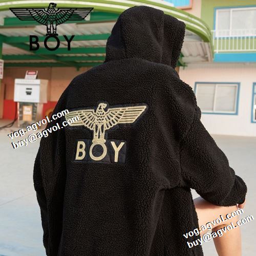 ボーイロンドン BOY LONDON 人目を惹くデザイン 可愛い見た目 ジャケット 2色可選 ボーイロンドンコピー 2022早春 ロングコート