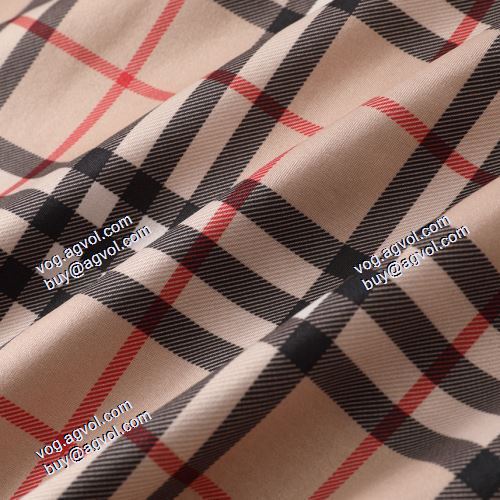 シルエットの美しいコート 今一番HOTな新品  2021秋冬 バーバリーBURBERRY セットアップ上下 おしゃれな装い バーバリーコピー ブランド 