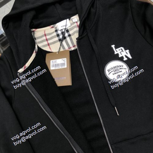 2021秋冬 バーバリーBURBERRY シックスタイルに活躍 フード付きコート バーバリーコピーブランド 軽量ジャケット フード付きコート 