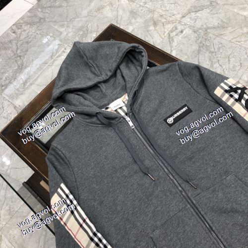2021秋冬 バーバリーBURBERRY 抜群な楽チン感ある大定番 ちょうどいい丈感 風合いの出る バーバリーブランド コピー フード付きコート 