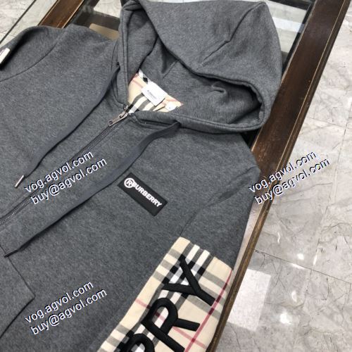 2021秋冬 バーバリーBURBERRY 抜群な楽チン感ある大定番 ちょうどいい丈感 風合いの出る バーバリーブランド コピー フード付きコート 