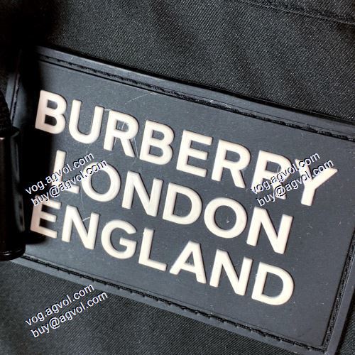 優美なお出かけスタイル フード付きコート バーバリースーパーコピー ゴージャスな装い。 2021秋冬 バーバリーBURBERRY 2色可選