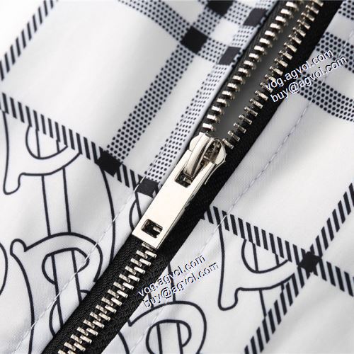 最安値に挑戦 2021秋冬 おしゃれな装い ブルゾン バーバリー BURBERRY 2色可選 しっかり暖かな感じ バーバリーブランド コピー