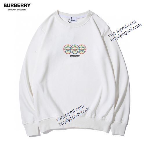 2021秋冬 バーバリー BURBERRY 程よい厚み 大絶賛の履き心地! プルオーバーパーカー 2色可選 バーバリーコピー ブランド