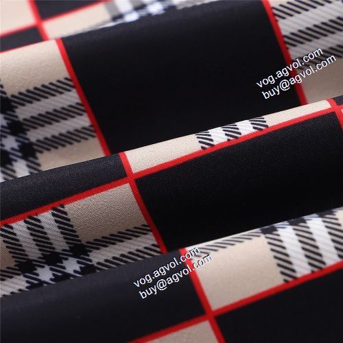 お洒落に魅せる 2021秋冬 バーバリースーパーコピー バーバリー BURBERRY 大花プリント ジャケット