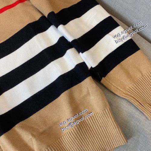 バーバリー偽物ブランド 大好評 2021秋冬 バーバリー BURBERRY セーター 優美なファー使い