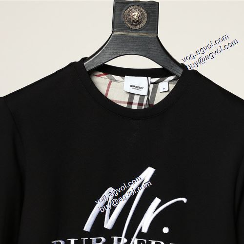 バーバリーコピー 2021秋冬 プルオーバーパーカー ロゴパーカー 3色可選 スタイリッシュ バーバリー BURBERRY 早くも完売している