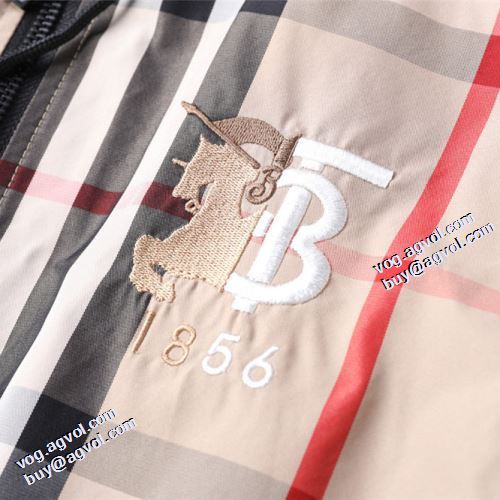 バーバリー BURBERRY チェック柄 バーバリーコピー 2021秋冬 耐久性のある ジャケット 防寒機能ある フード付きコート