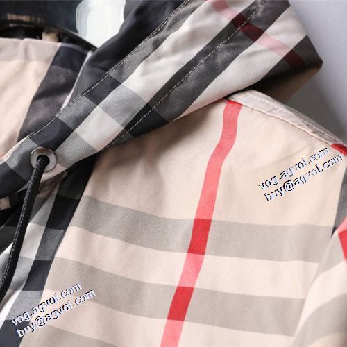 バーバリー BURBERRY チェック柄 バーバリーコピー 2021秋冬 耐久性のある ジャケット 防寒機能ある フード付きコート