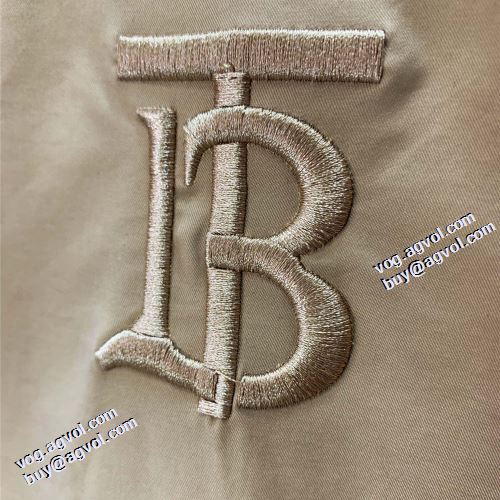 バーバリーブランド 偽物 通販 スタイリッシュな印象 2021秋冬 軽量ジャケット バーバリー BURBERRY 2色可選 ジャケット