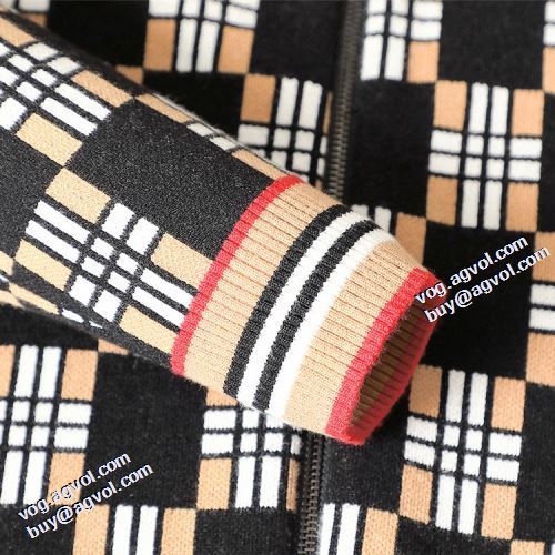 バーバリー偽物ブランド 2021秋冬 袖ライン バーバリー BURBERRY デザイン性の高い ブルゾン オリジナルプリント ニットコート