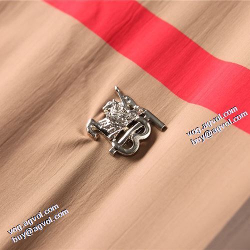 ブルゾン 2021秋冬 バーバリー BURBERRY 人気 ランキング 程よい厚み バーバリーブランド 偽物 通販 チェック柄 堪能できるコート