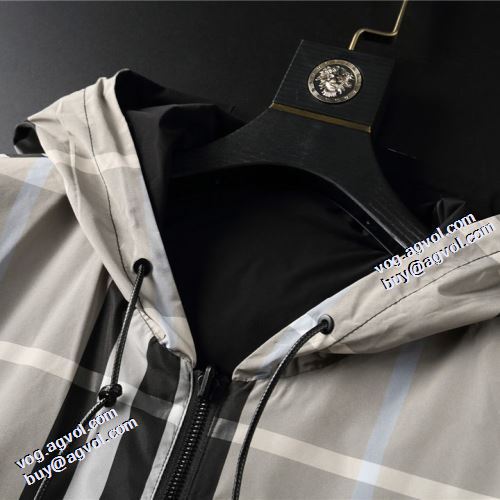 バーバリー BURBERRY 風合いの出る バーバリースーパーコピー 激安 ジャケット 2021秋冬 ファション性の高い ダッフル?コート