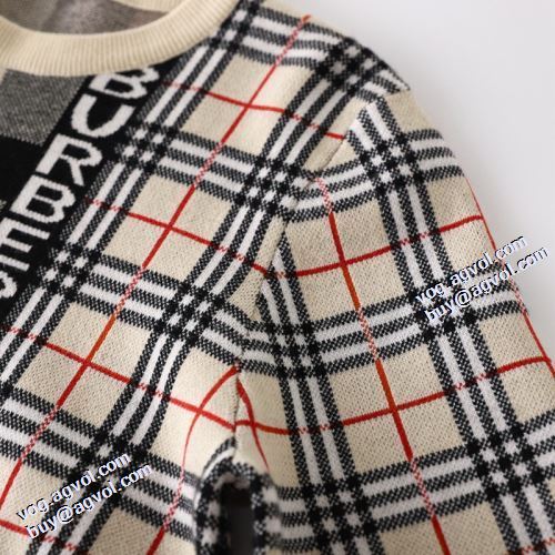 2色可選 2021秋冬 バーバリーブランドスーパーコピー バーバリー BURBERRY 長く愛用できる ニットウェア 程よい厚み おしゃれさ抜群パーカ
