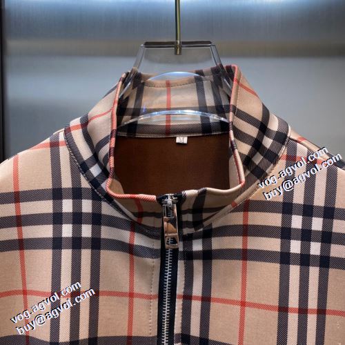 バーバリー BURBERRY 争奪戦必至 バーバリーブランドコピー 2021秋冬 おしゃれさ抜群パーカ 秋の定番 セットアップ上下