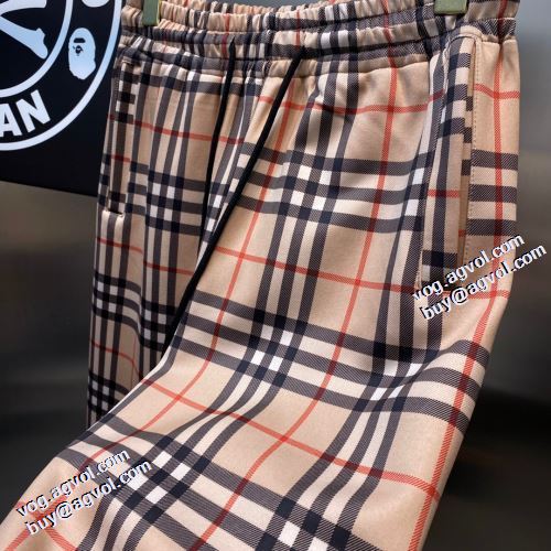 バーバリー BURBERRY 争奪戦必至 バーバリーブランドコピー 2021秋冬 おしゃれさ抜群パーカ 秋の定番 セットアップ上下