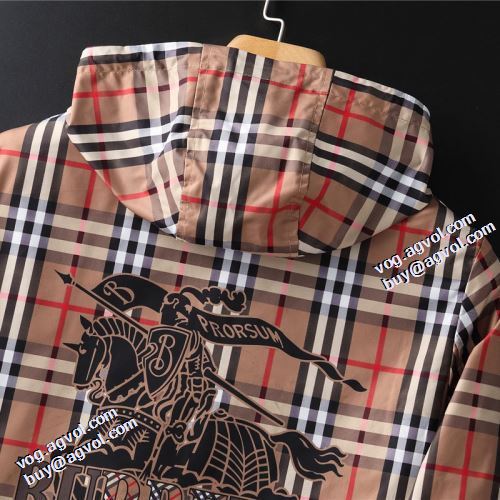バーバリー偽物ブランド 2021秋冬 防寒機能ある コート バーバリー BURBERRY セレブ愛用の超人気商品 逸品 チェック柄