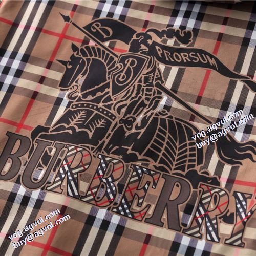 バーバリー偽物ブランド 2021秋冬 防寒機能ある コート バーバリー BURBERRY セレブ愛用の超人気商品 逸品 チェック柄